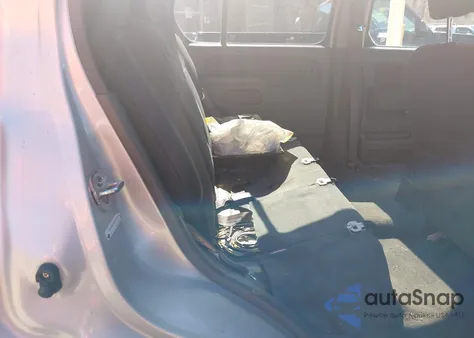 2004 Nissan Xterra Xe z USA, uszkodzony, nr VIN 5N1ED28YX4C649370